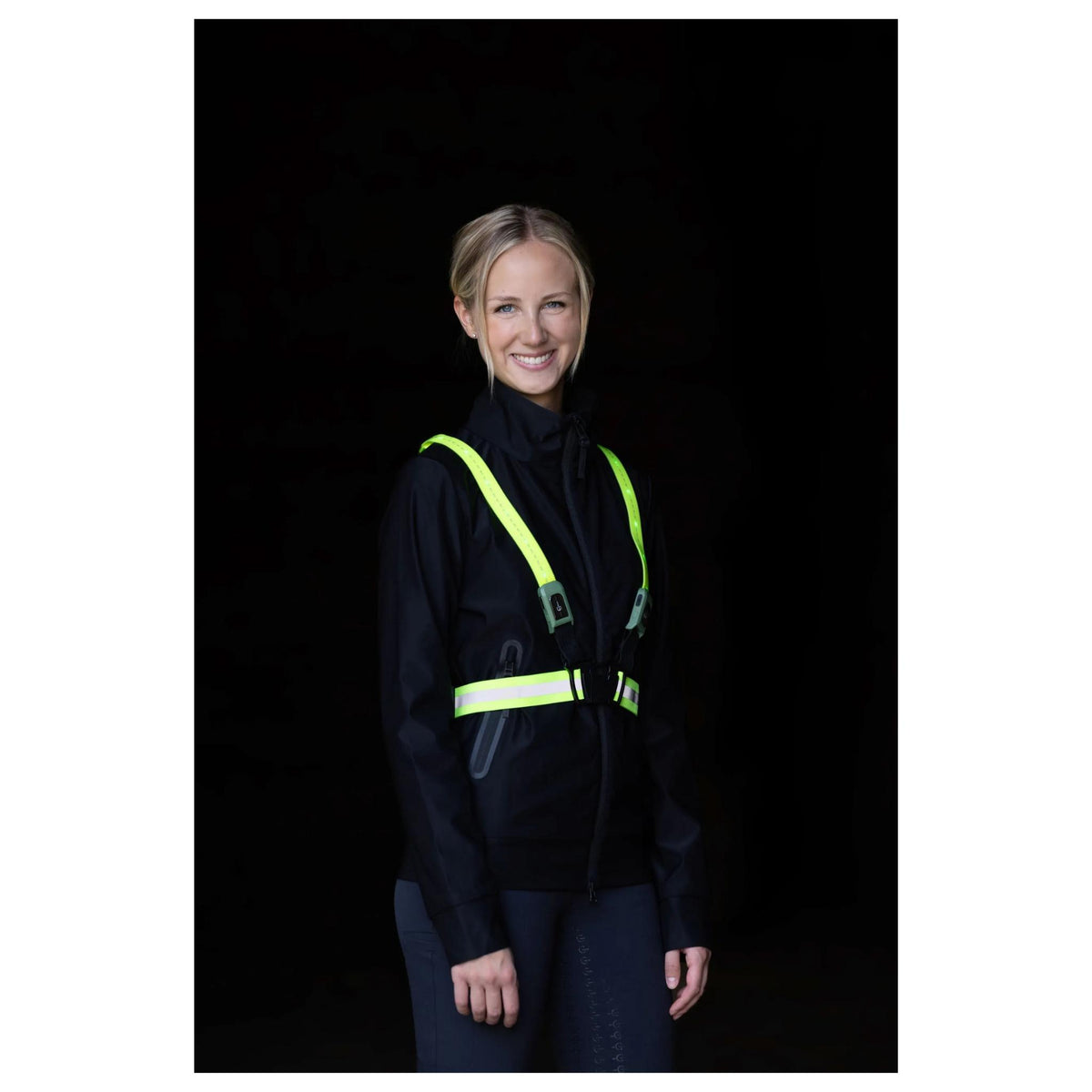 Covalliero LED-heijastinvaljaat ratsastajalle