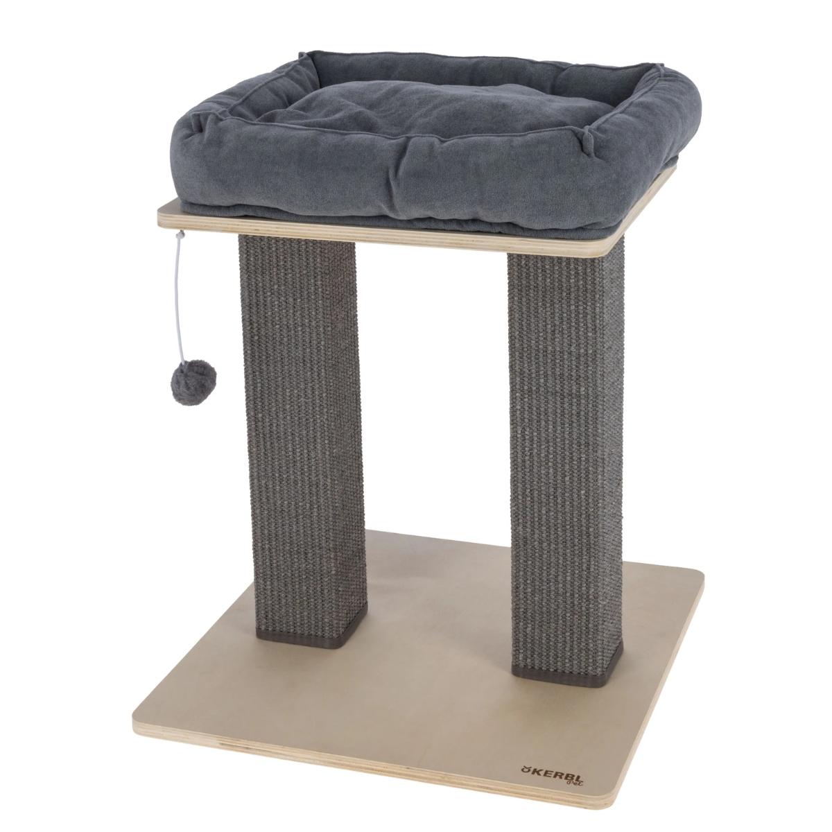 Scratching Post Noah