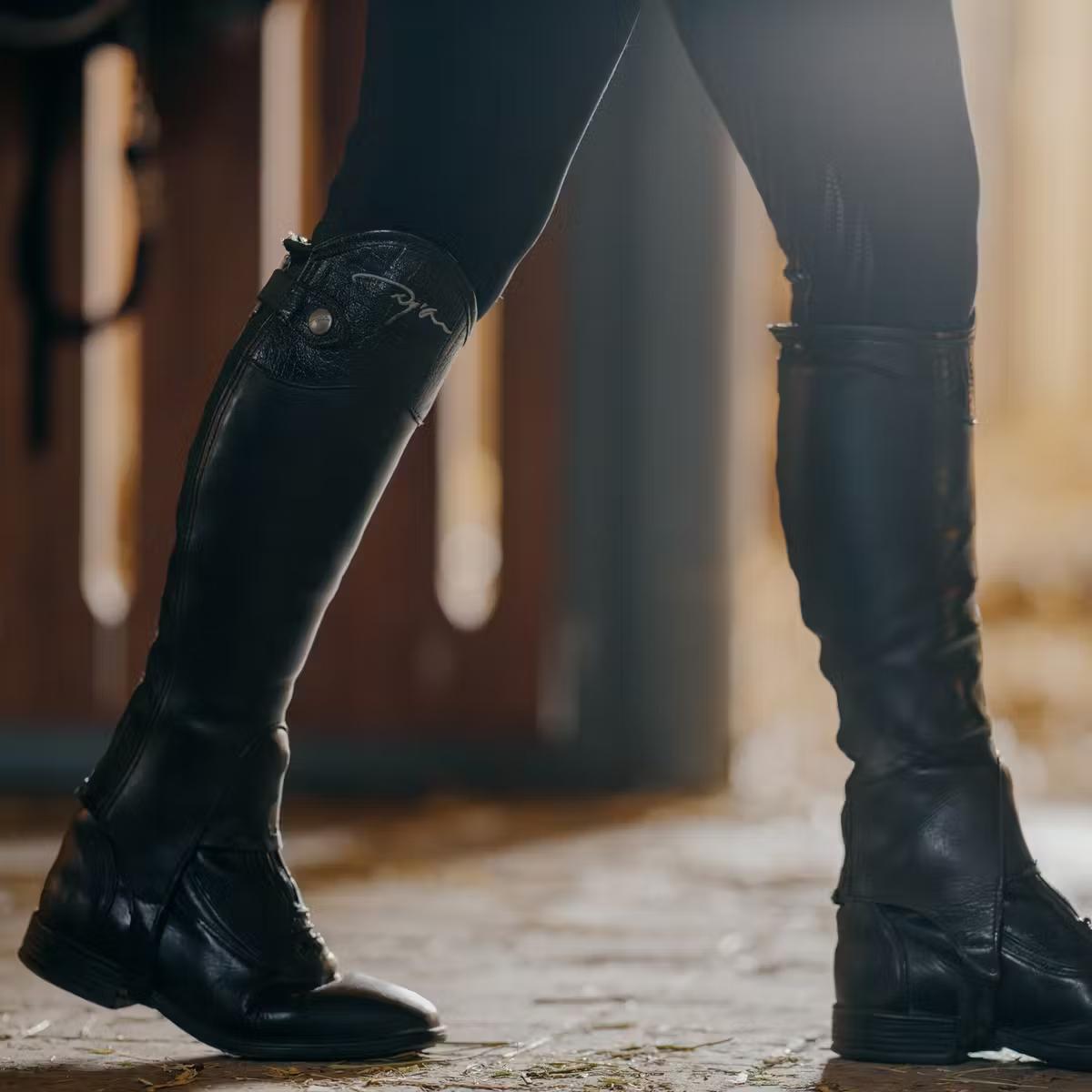Minichapsit Half Chaps Exel