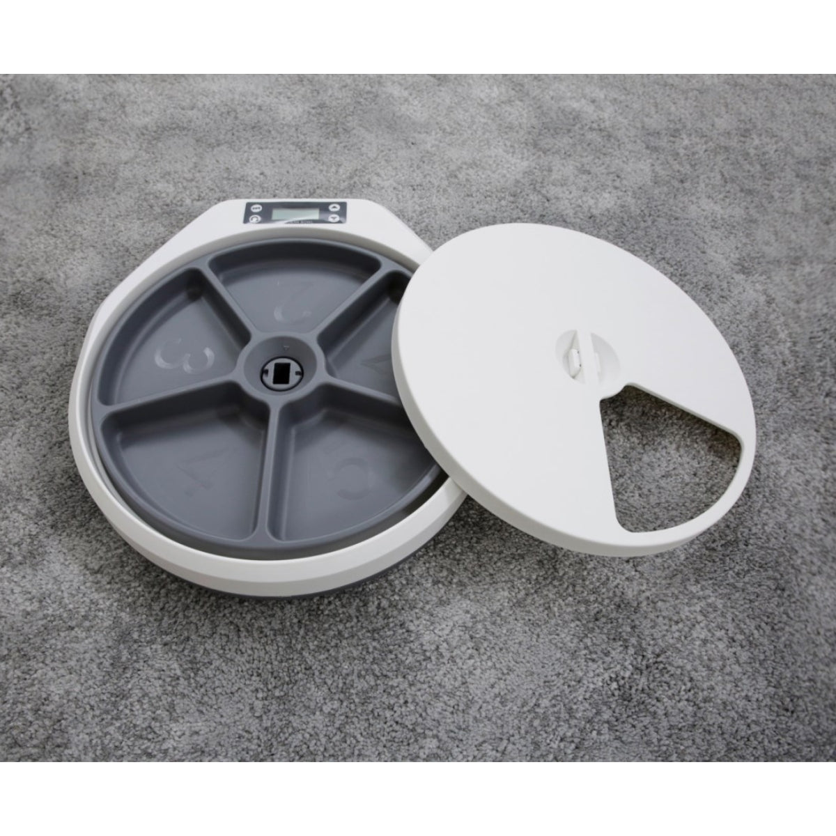 Ruokinta-Automaatti Feeder