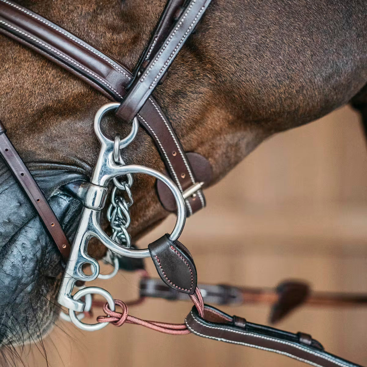 Delta -ohjat Long Pelham Strap