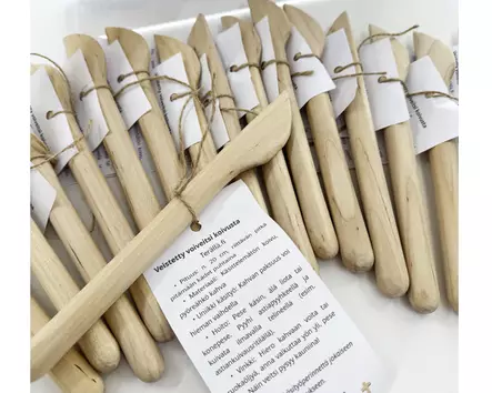 Veistetty voiveitsi koivusta - Käsityöt - 1002 - 3