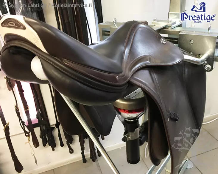 Prestige -satulan rungonmuokkaus - Satuloiden muokkaus ja toppaus - 33333 - 1