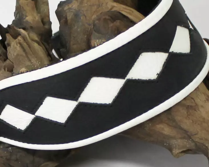 Jokke Puolikiristävä Nahkapanta Komia, valkoinen - Puoli- ja kokokuristavat Nahkapannat - 6225000074M - 1